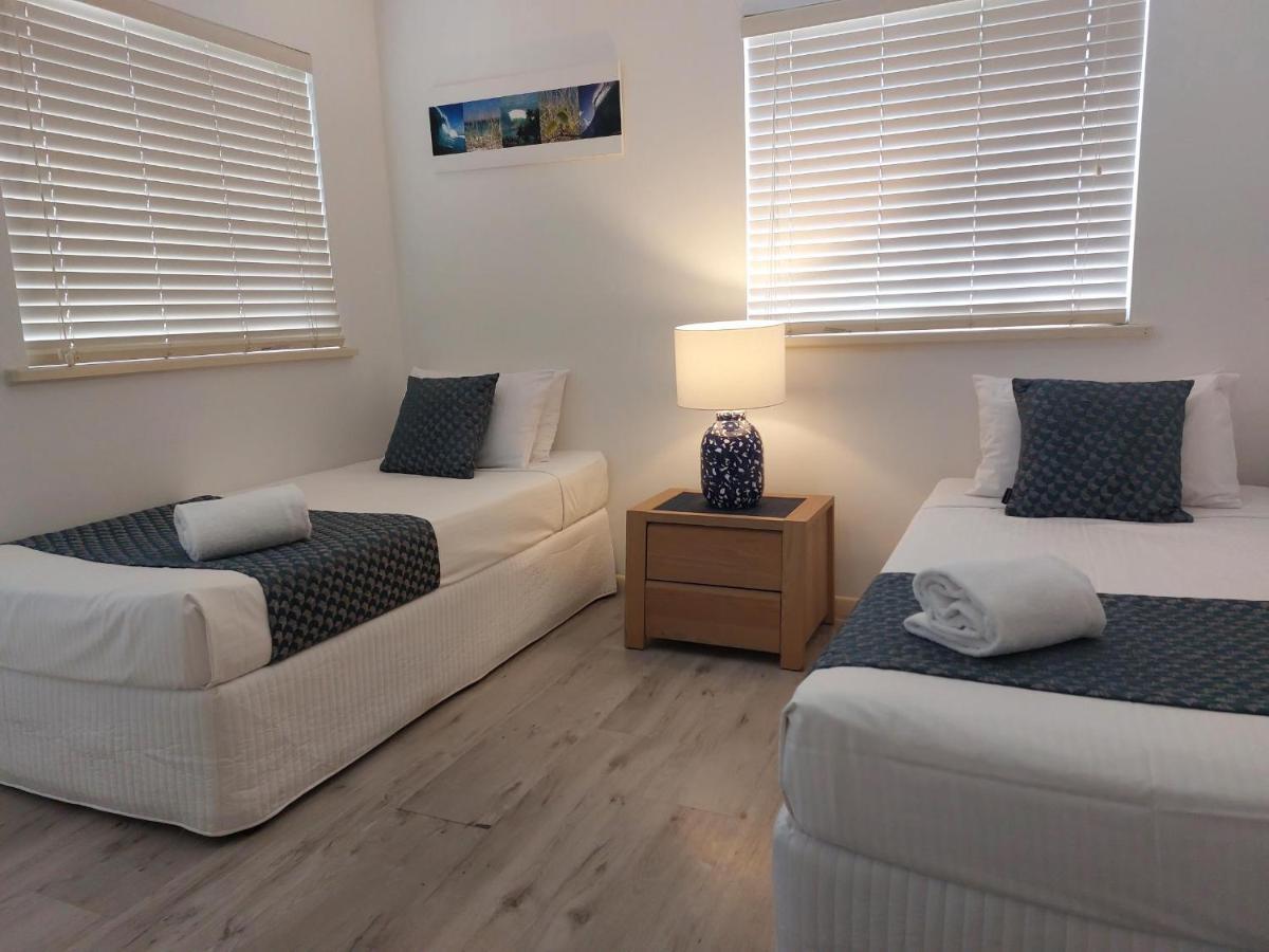 Sandy Shores Holiday Units Golden Beach Екстер'єр фото